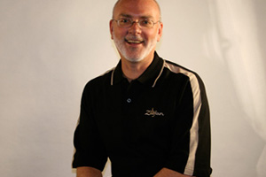 A photo of Thom Hannum, taken by the Zildjian corporation.